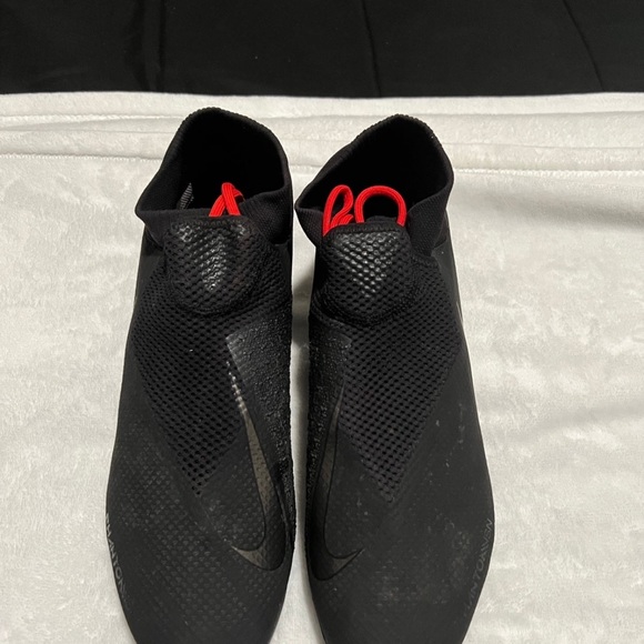 Nike Phantom Vision Elite Soccer Cleats - Picture 3 of 3